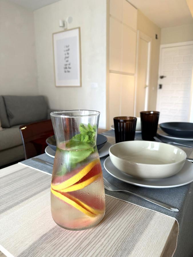 Minerva Estudio Suite White Jasmine, Beach And Pool ベナルマデナ エクステリア 写真