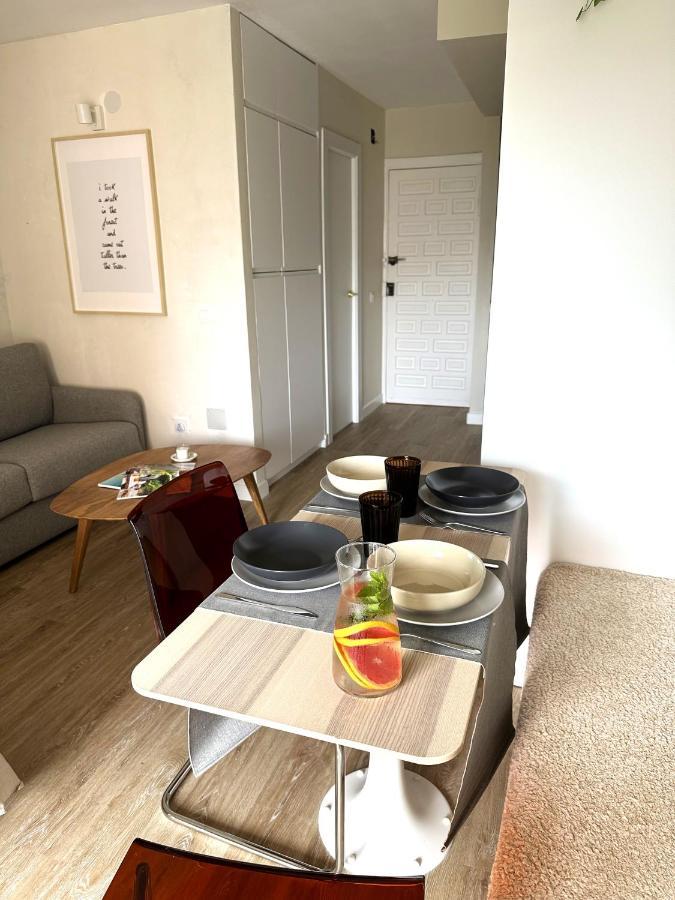 Minerva Estudio Suite White Jasmine, Beach And Pool ベナルマデナ エクステリア 写真