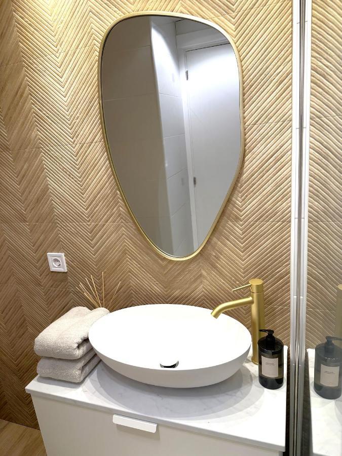 Minerva Estudio Suite White Jasmine, Beach And Pool ベナルマデナ エクステリア 写真