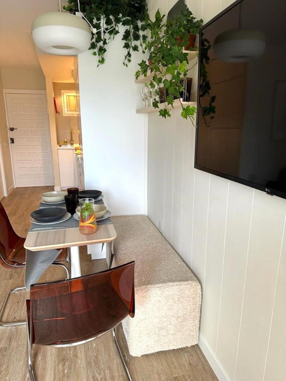Minerva Estudio Suite White Jasmine, Beach And Pool ベナルマデナ エクステリア 写真